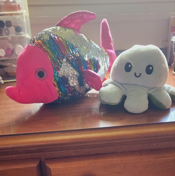 Ocean plushies - Picture 1 of 5